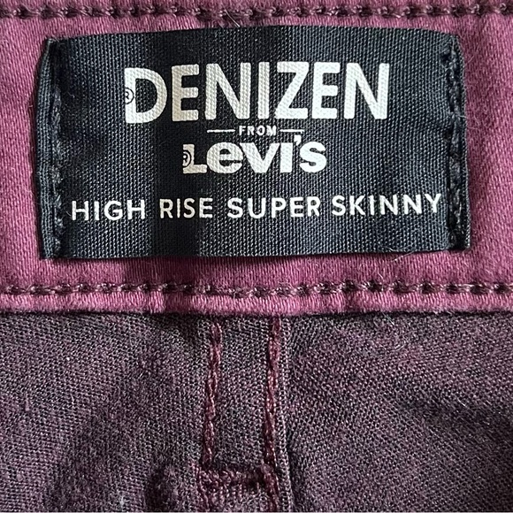Levi’s Plus Size Women’s Purple Burgundy High Rise Super Skinny Jeans Size 18 - Picture 7 of 8
